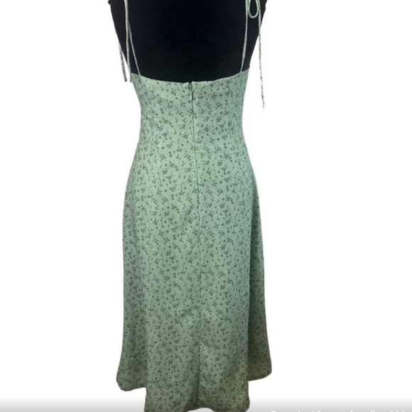 NWOT HOUSE OF CB 'Cornelia' Green Tonal Floral Midi Dress -Size M *37* - Picture 12 of 13